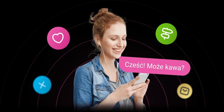 Kobieta używająca aplikacji na telefonie